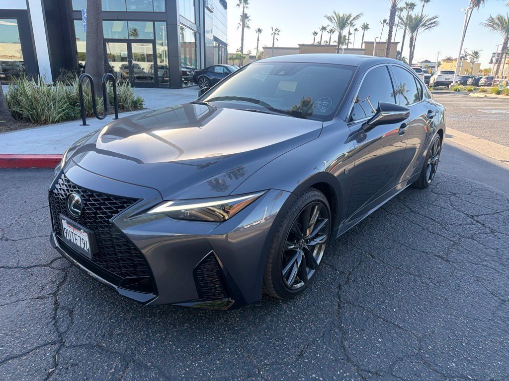 2025 Lexus IS 300 F SPORT DESIGN