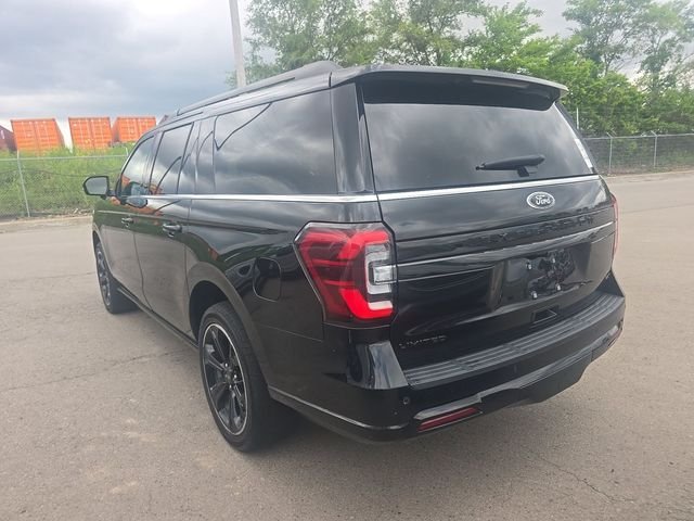 Used 2024 Black Ford Limited image 3