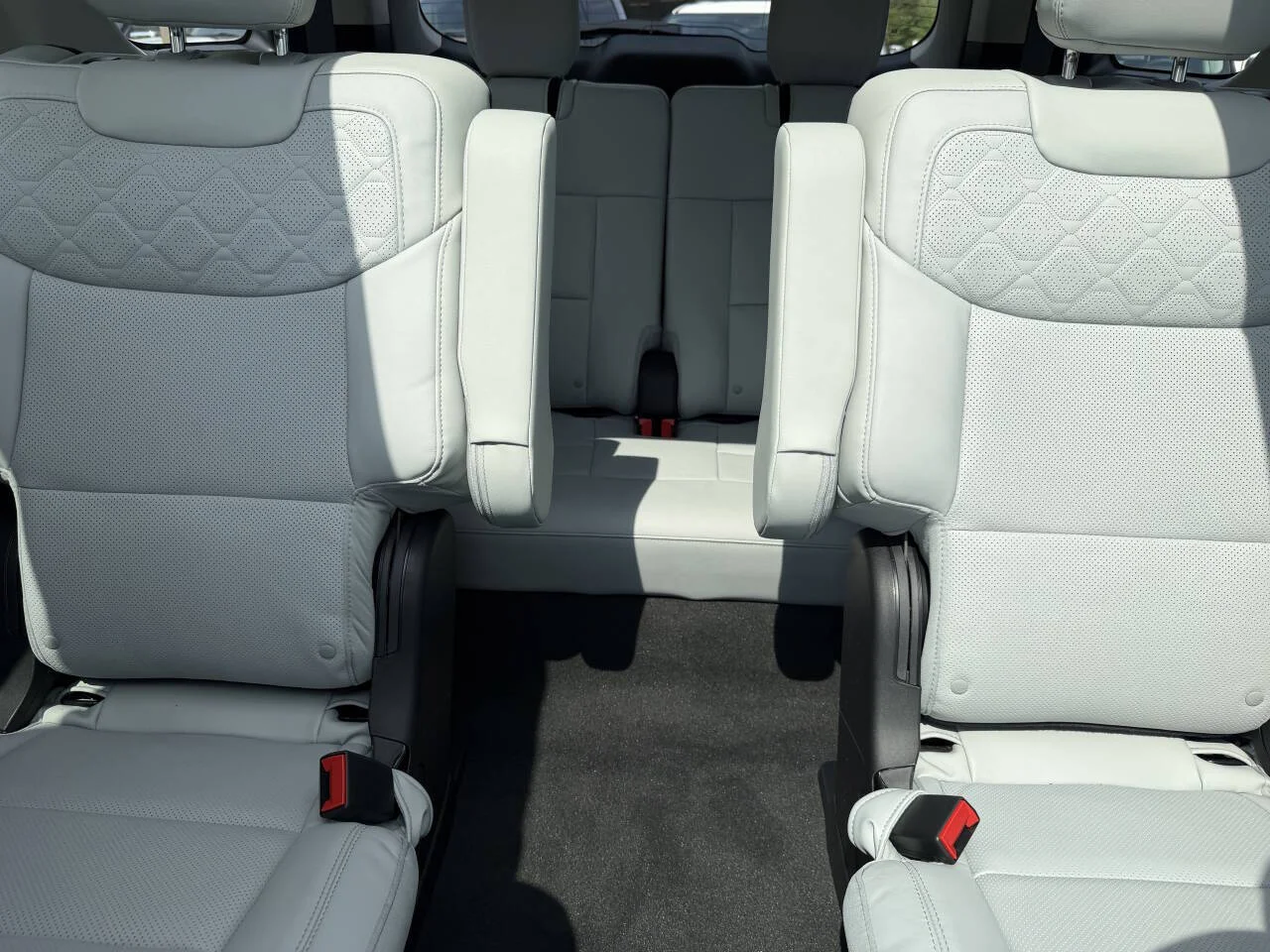 New 2026 Space White Metallic Ford Platinum™ image 25