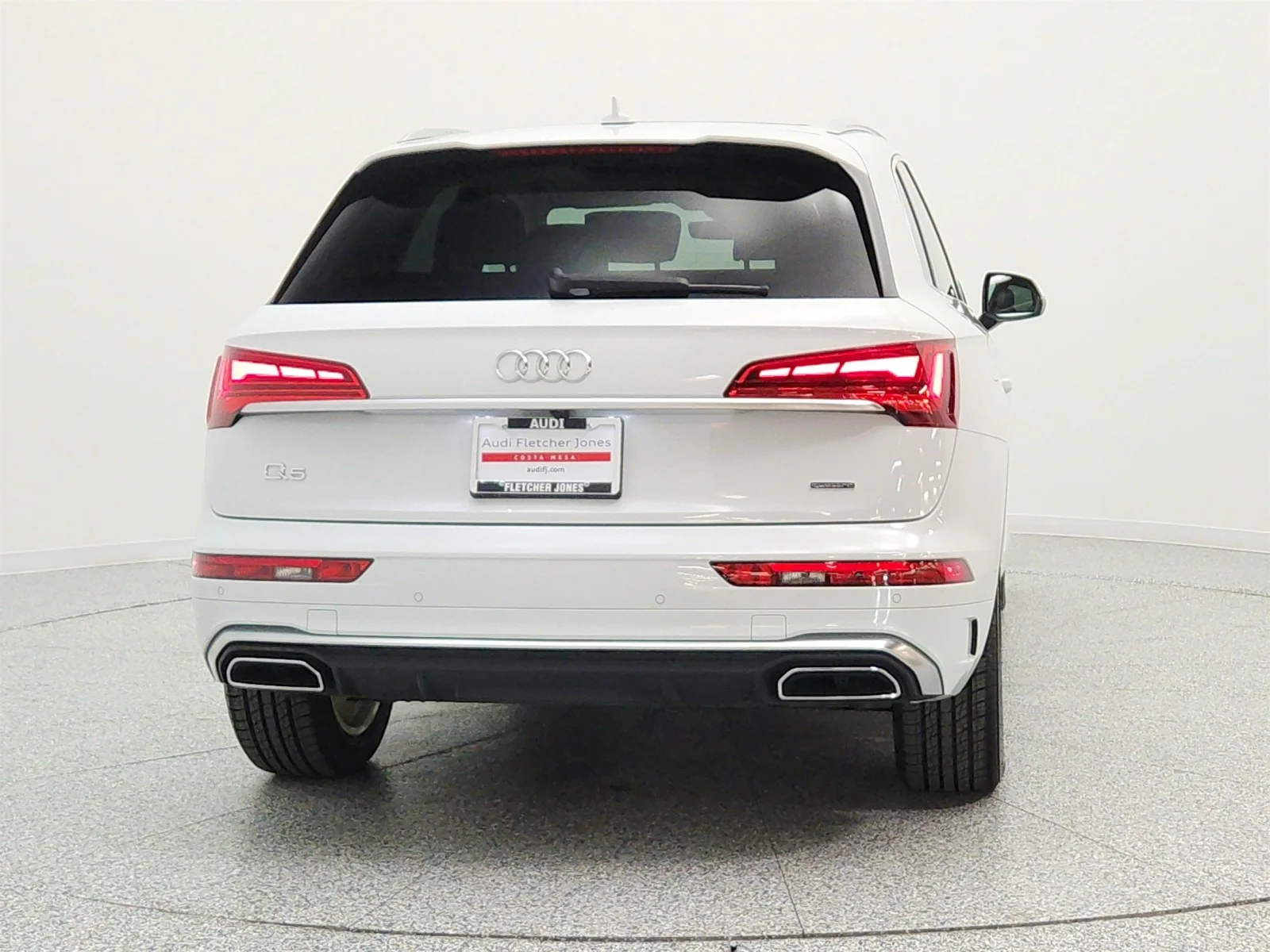 Used 2024 Glacier White Metallic Audi S line Premium 55 TFSI e quattro image 6
