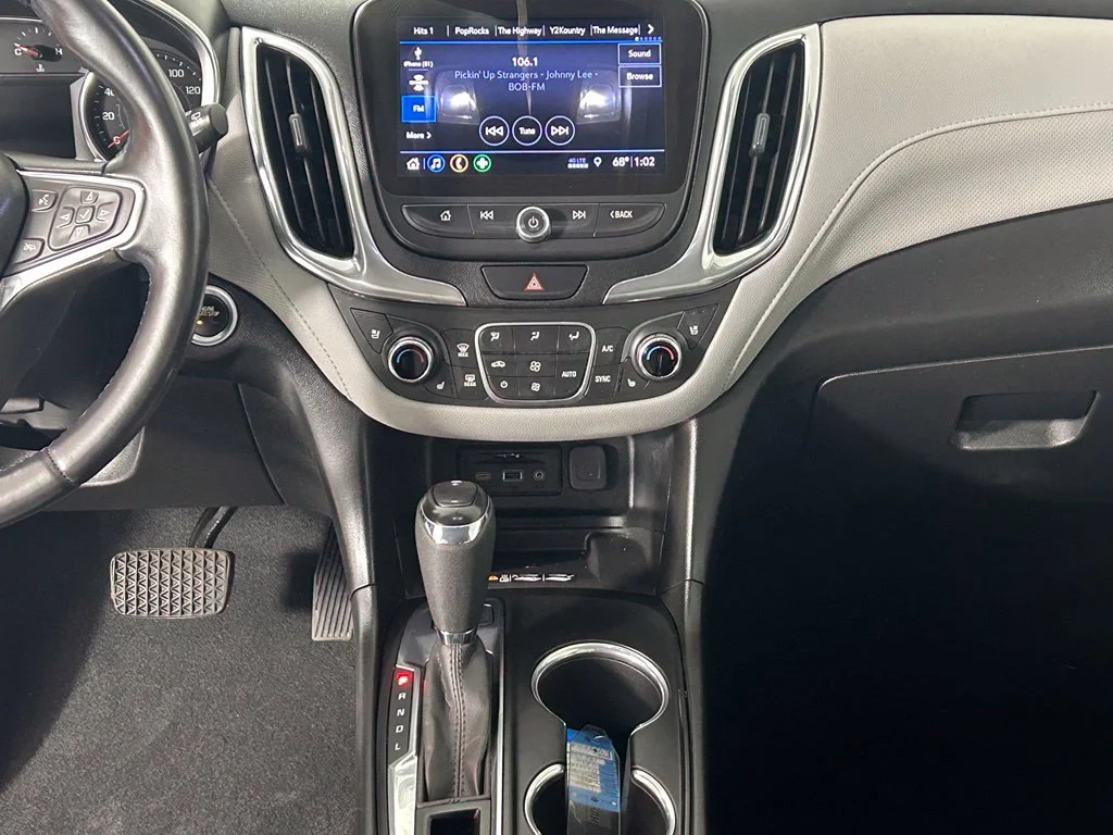 Used 2020 Chevrolet Equinox Premier with VIN 2GNAXXEV2L6195129 for sale in Elk River, Minnesota