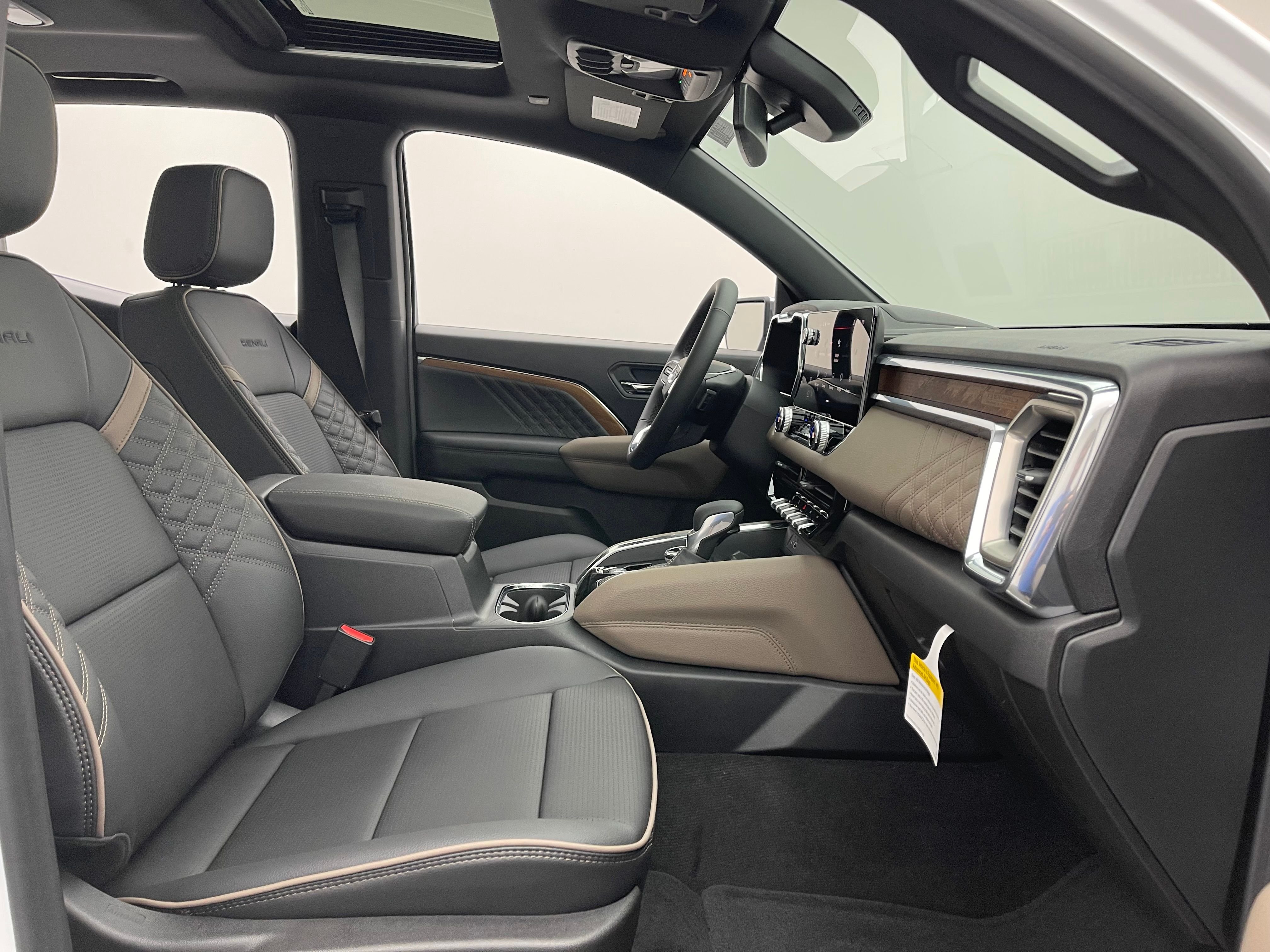 New 2026 Summit White GMC Denali image 32
