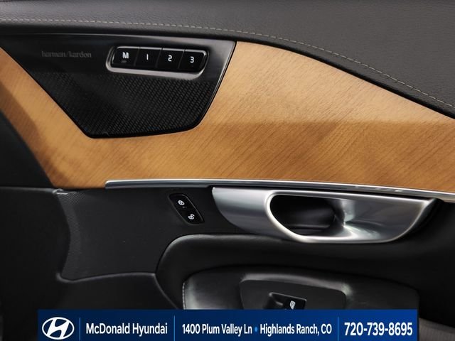 Used 2020 Blue Volvo T6 Inscription image 15