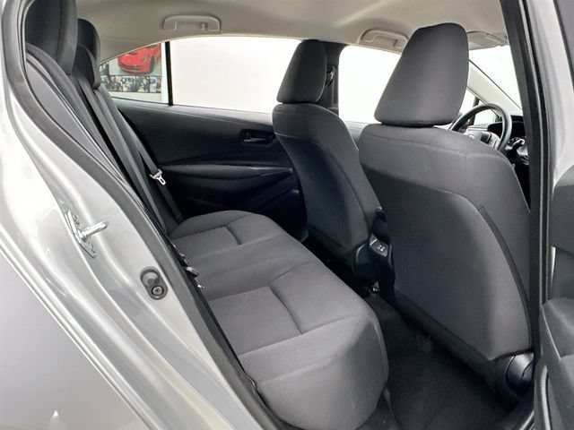 2025 Toyota Corolla LE - Photo 17