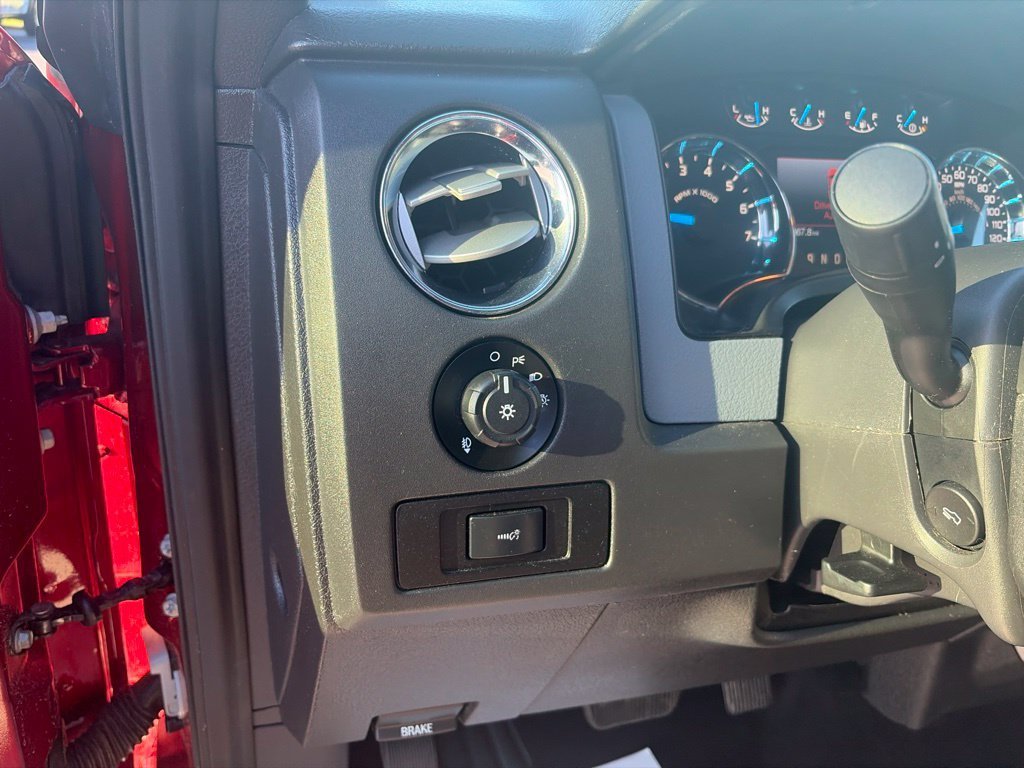 Used 2014 Red Ford XL image 19