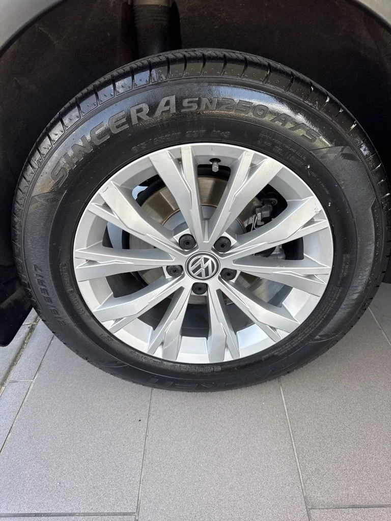 Used 2019 Orange Volkswagen  image 20