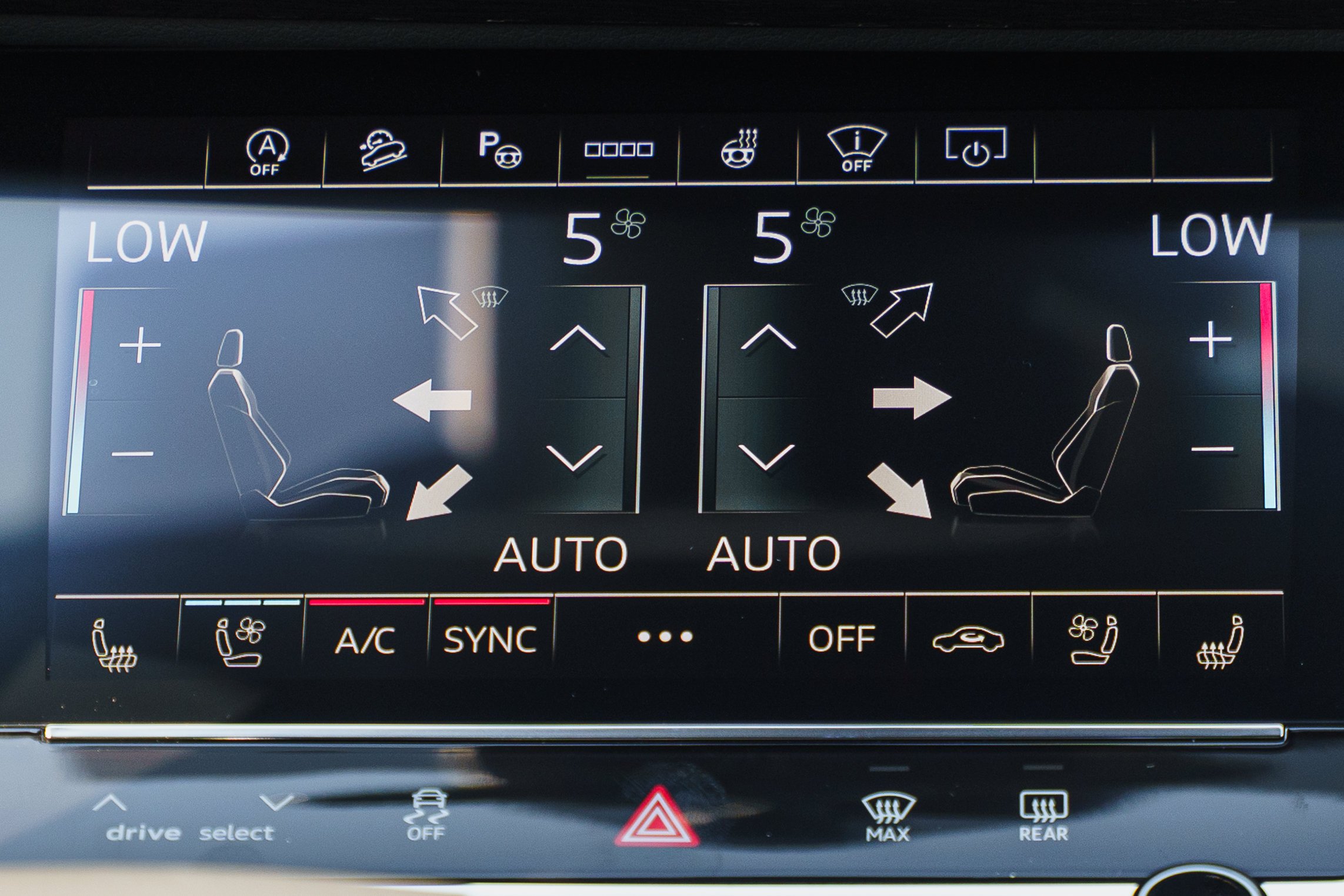 New 2026 MYTHOS BLACK Audi  image 12