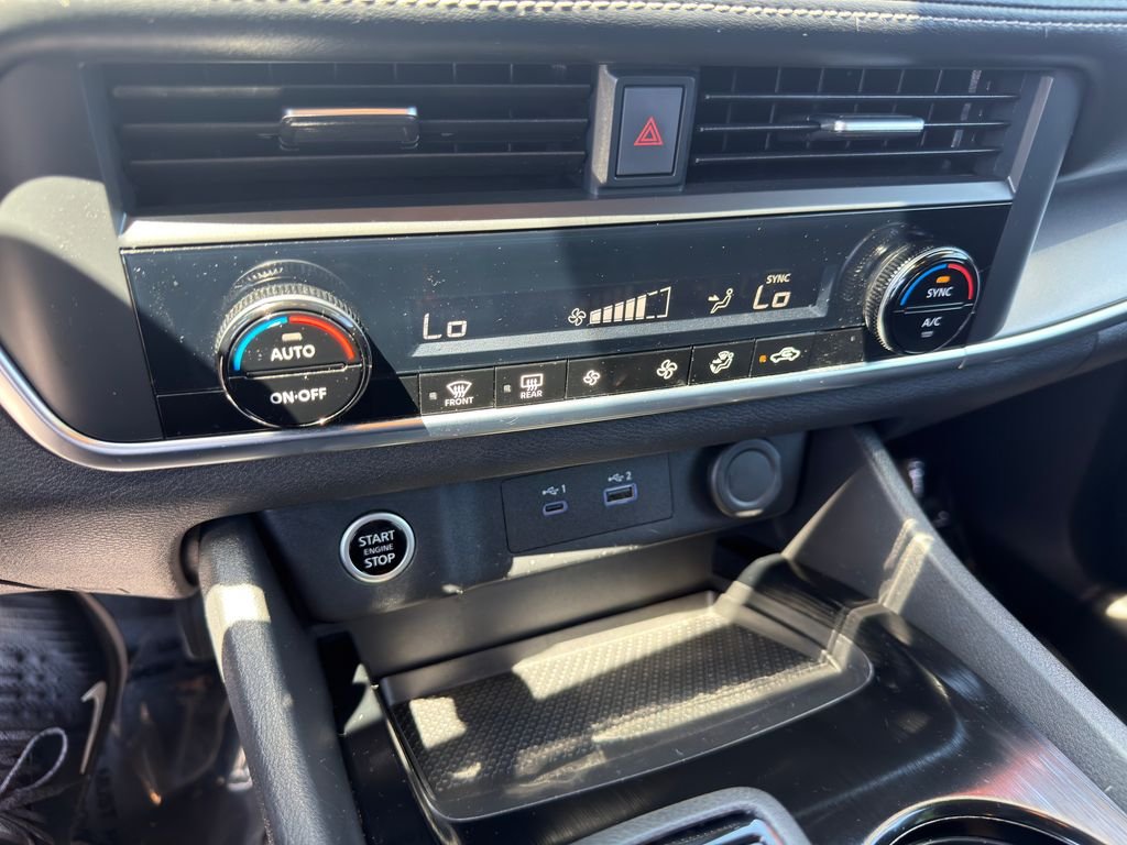 Used 2023 Gray Nissan SV image 26
