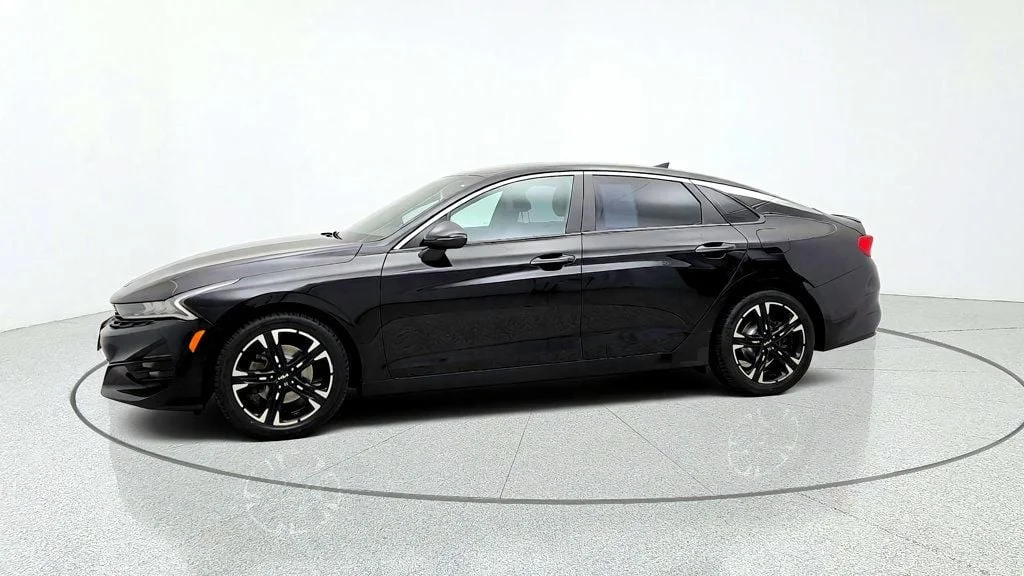 Used 2022 Ebony Black Kia GT-Line Automatic AWD image 8