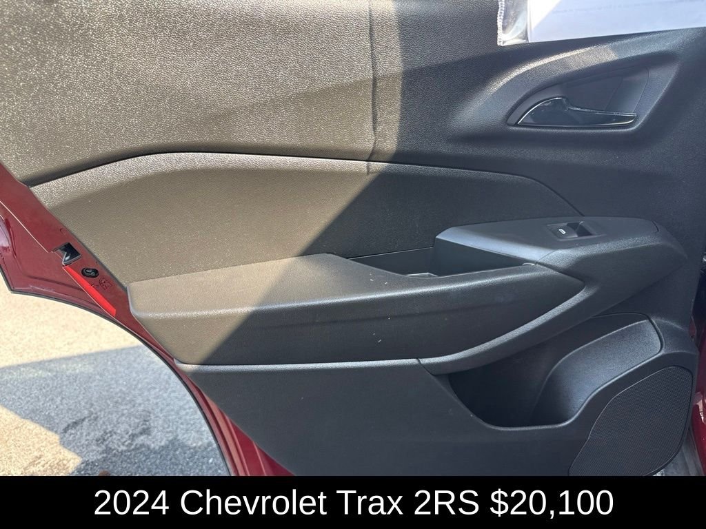 Used 2024 Crimson Chevrolet 2RS image 13