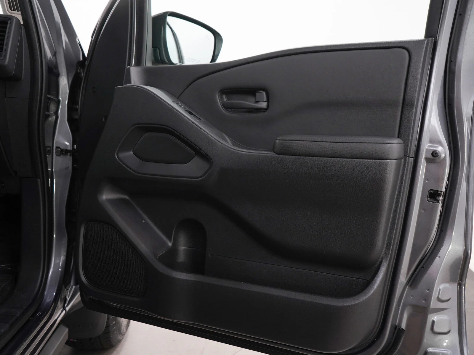 Used 2023 Gun Metallic Nissan S image 9