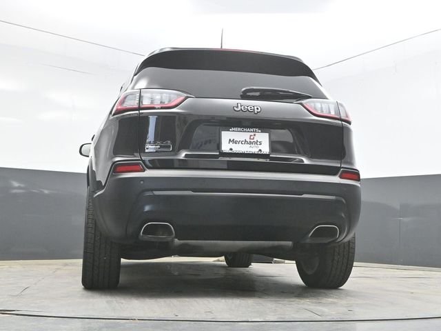 Used 2021 Black Jeep Latitude Lux image 29