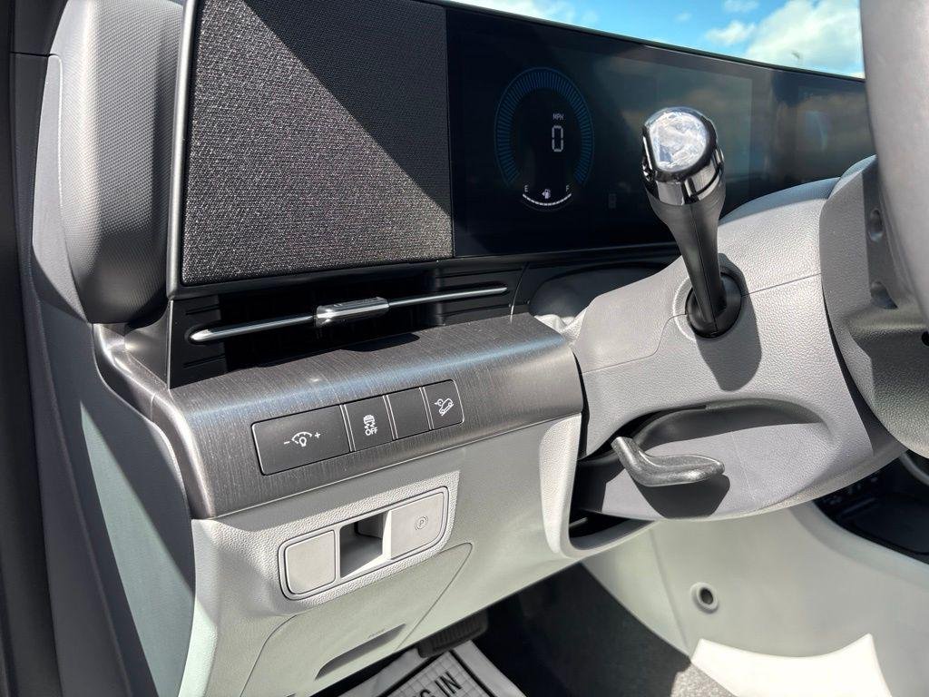 New 2026 Gray Hyundai SEL Sport AWD image 21