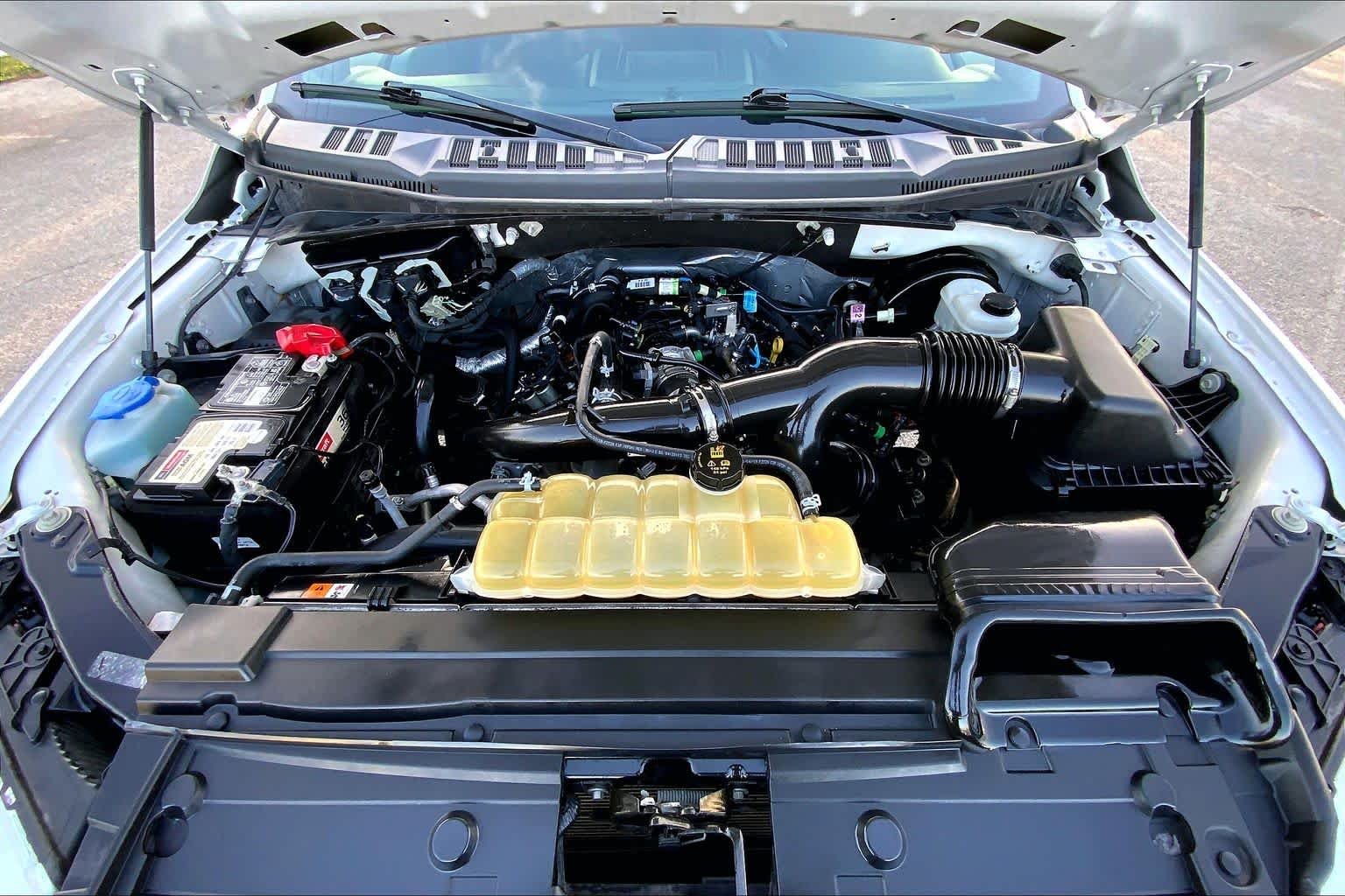 Used 2019 Oxford White Ford XL image 32