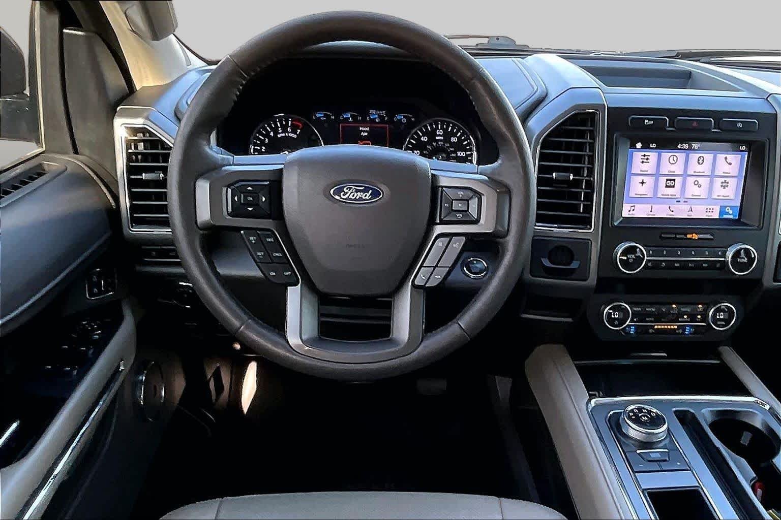 Used 2019 Stone Gray Ford XLT image 8