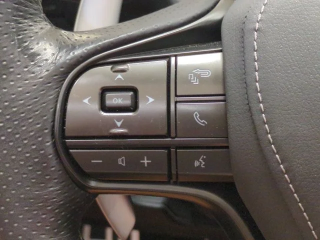 Certified Used 2021 White Lexus 500 image 21