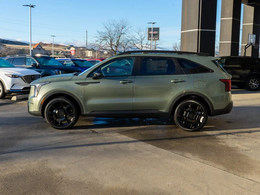 New 2026 Green Kia X-Line EX image 4