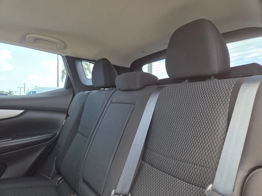 Used 2020 Magnetic Black Pearl Nissan S image 22