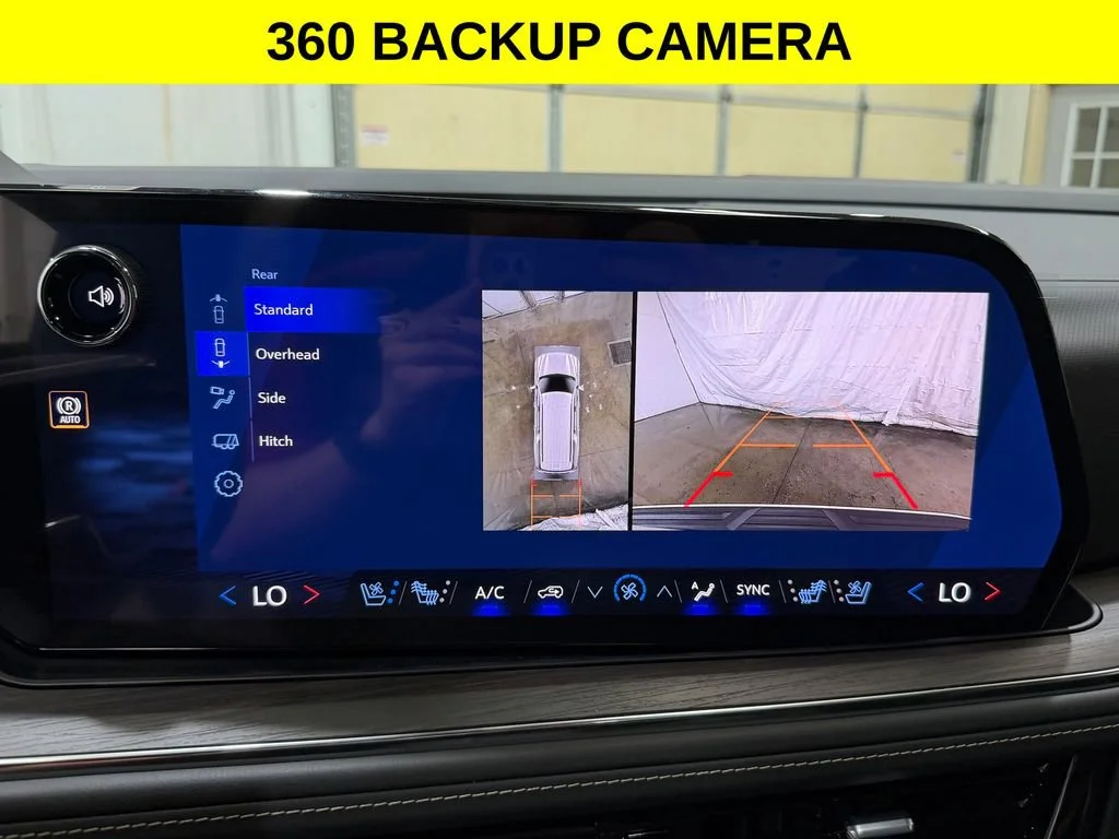 2026 Chevrolet Suburban Premier - Photo 11