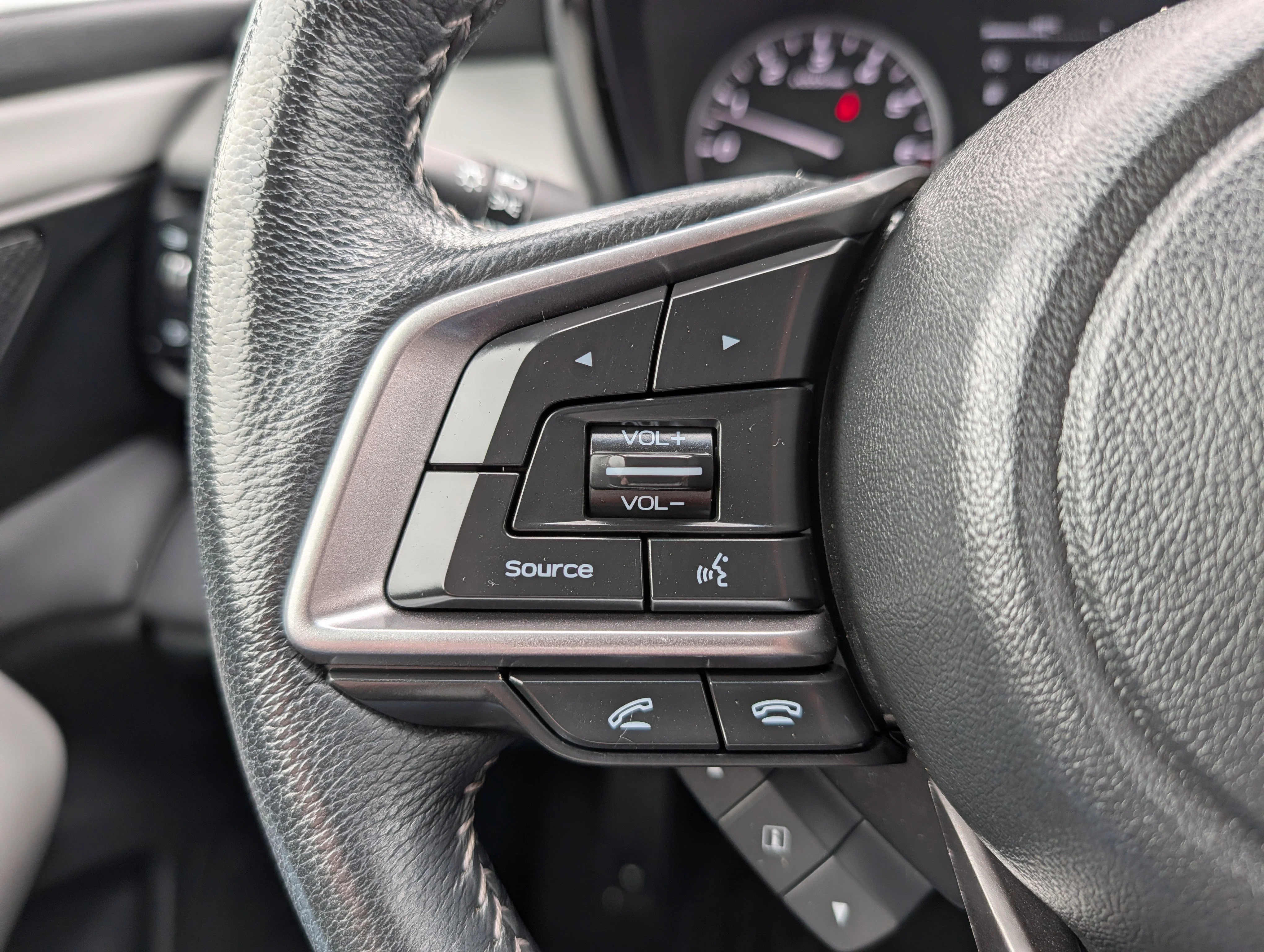 Used 2022 Crystal Black Silica Subaru Premium image 25