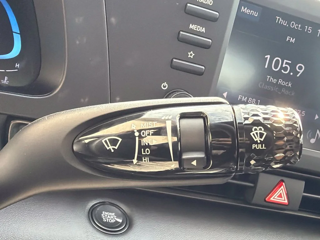 New 2026 Amazon Gray Hyundai SEL Sport image 30