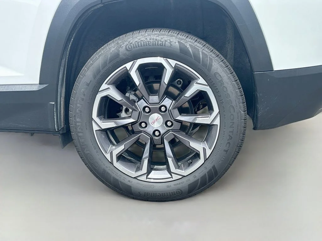 Used 2026 White GMC Elevation image 11