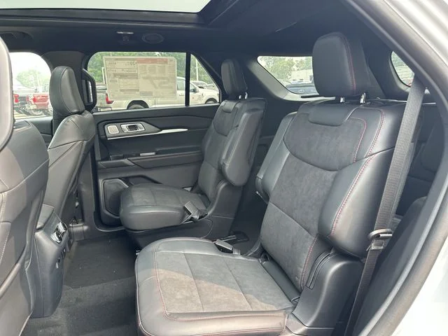 New 2026 Space White Metallic Ford ST image 27