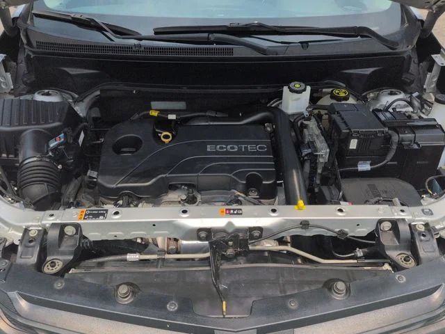 Used 2020 Silver Chevrolet LT image 30