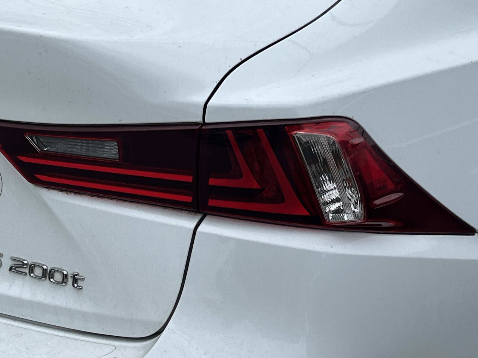 Used 2016 White Pearl Lexus 200t image 7