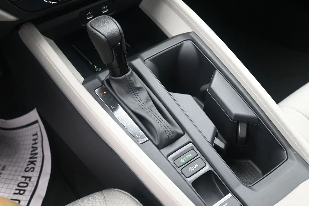New 2026 Platinum White Pearl Honda LX image 23