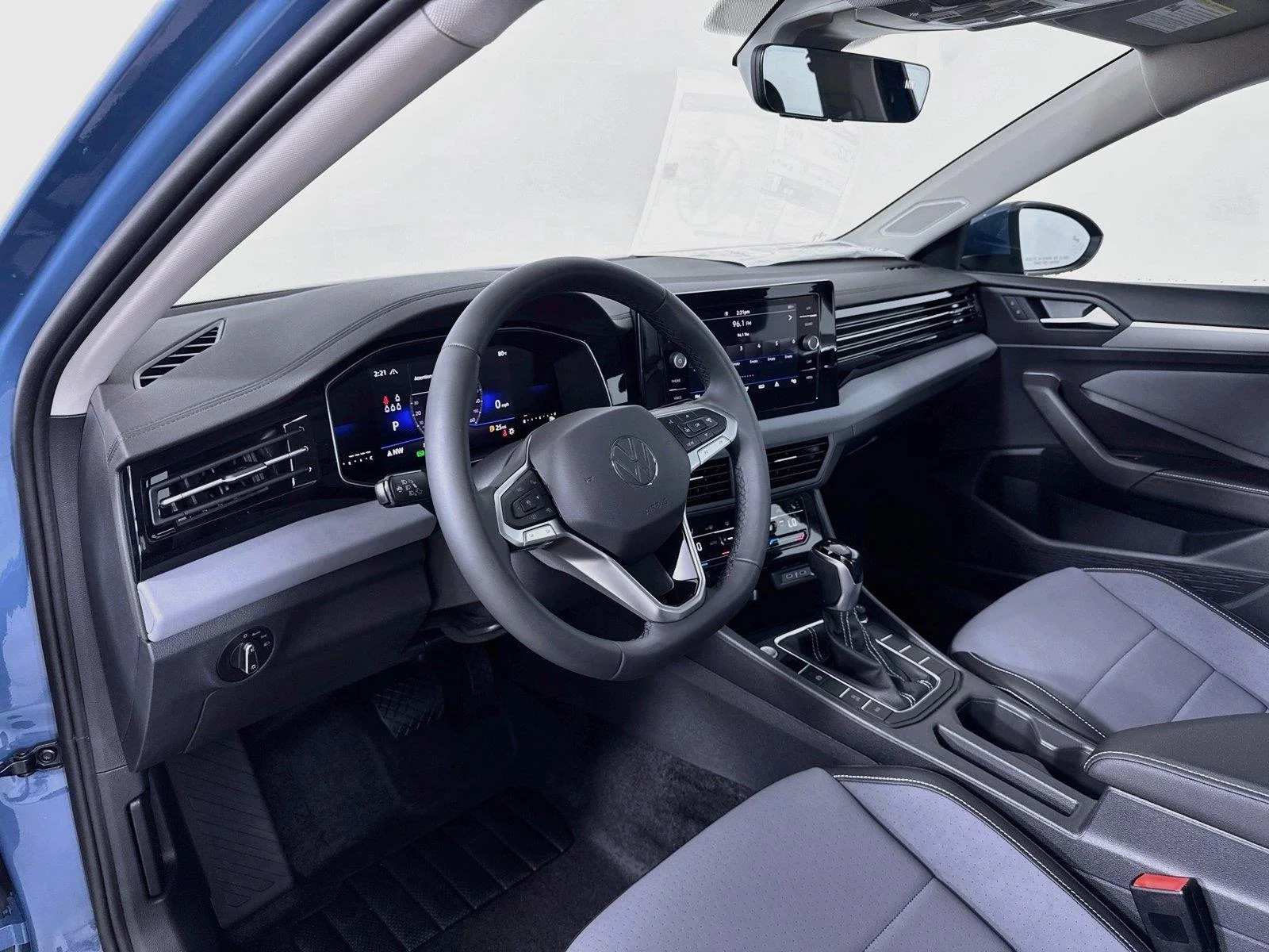 New 2027 Monterey Blue Pearl Volkswagen SE image 9