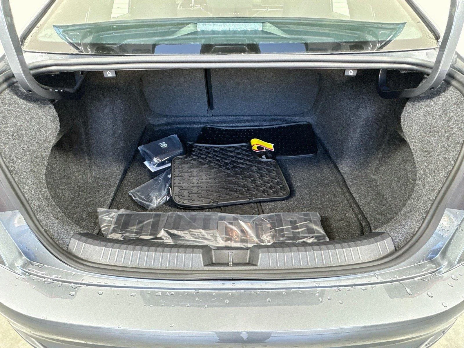 New 2027 GRAY VOLKSWAGEN  image 24