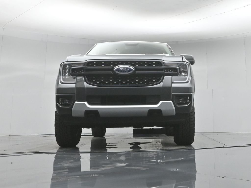 New 2026 Carbonized Gray Metallic Ford XLT image 42