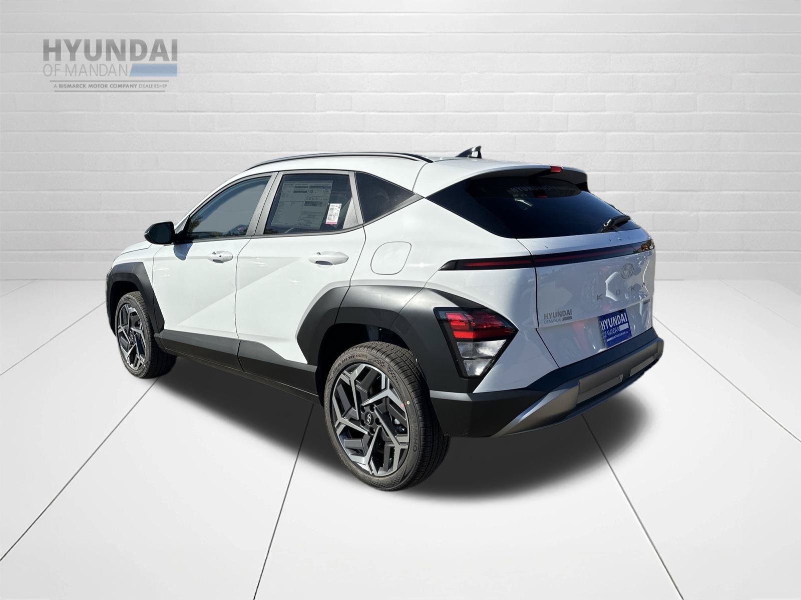 New 2027 White Hyundai SEL Premium AWD image 4