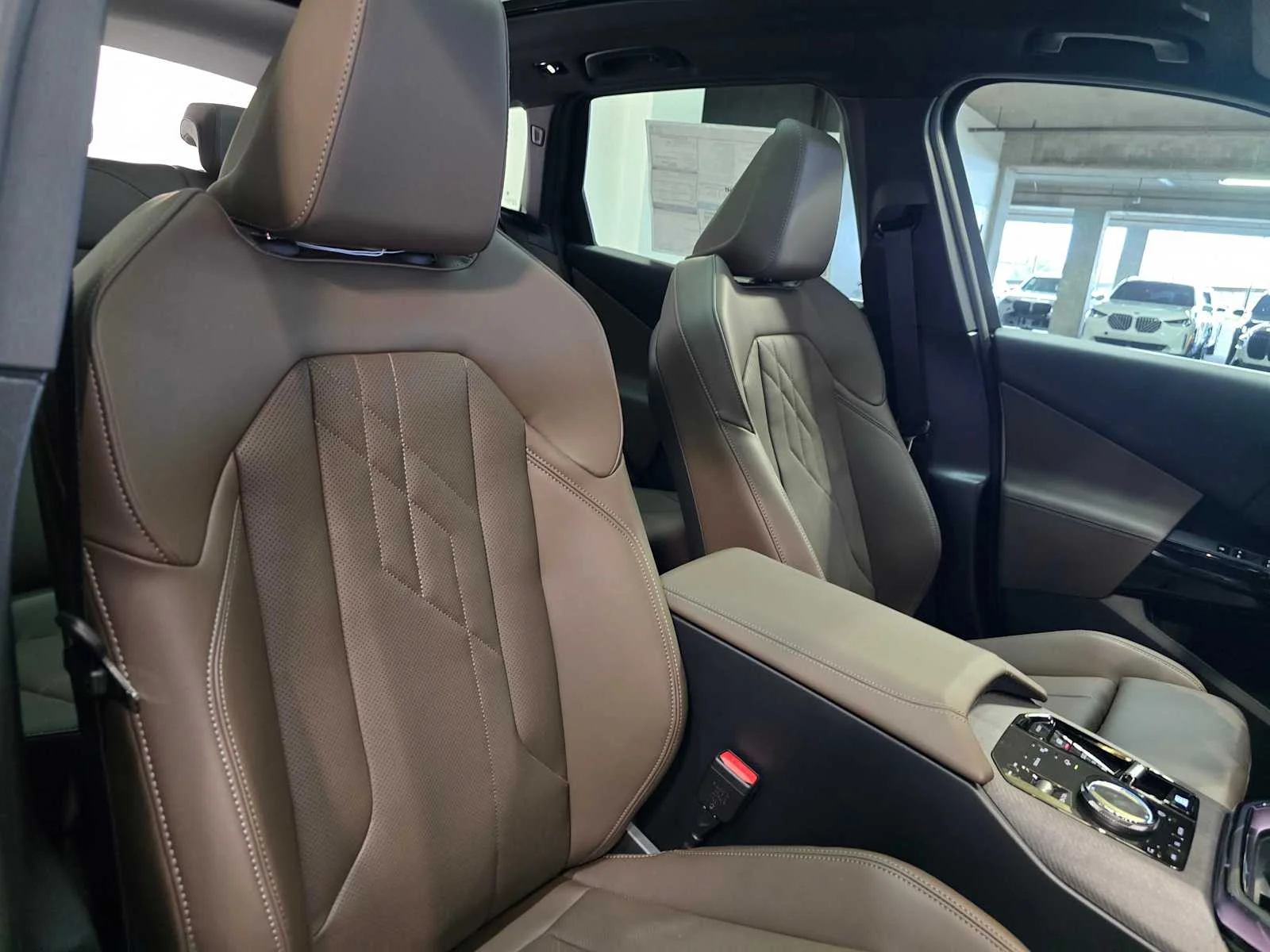 New 2026 Dune Grey Metallic BMW 30 xDrive image 28