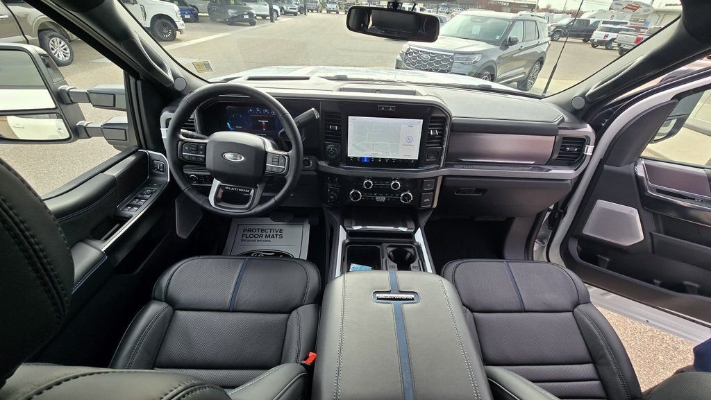2026 Ford F-250 Super Duty Platinum - Photo 32