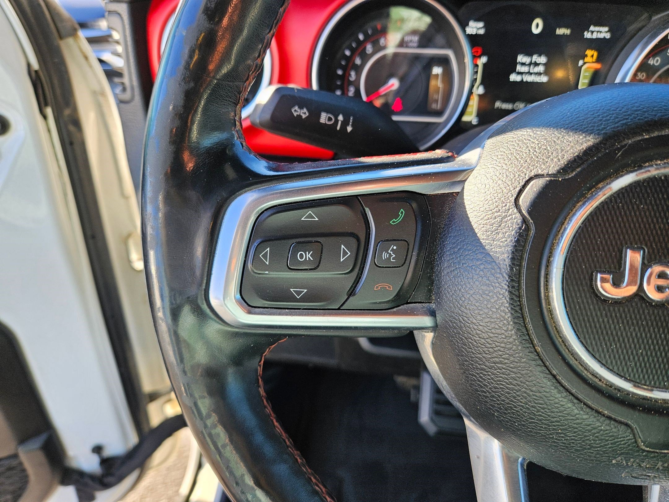 Used 2019 Bright White Clearcoat Jeep Rubicon image 17