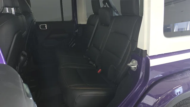 New 2026 Reign Exterior Paint Jeep Sahara image 24