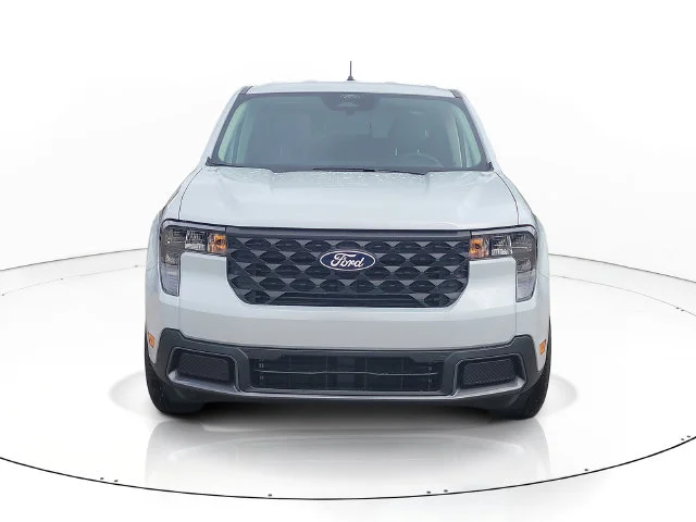 New 2026 White Metallic Ford XLT image 2