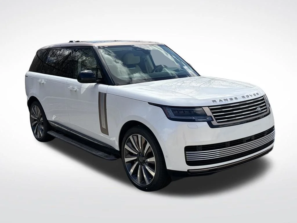 New 2026 White Land Rover SV image 3