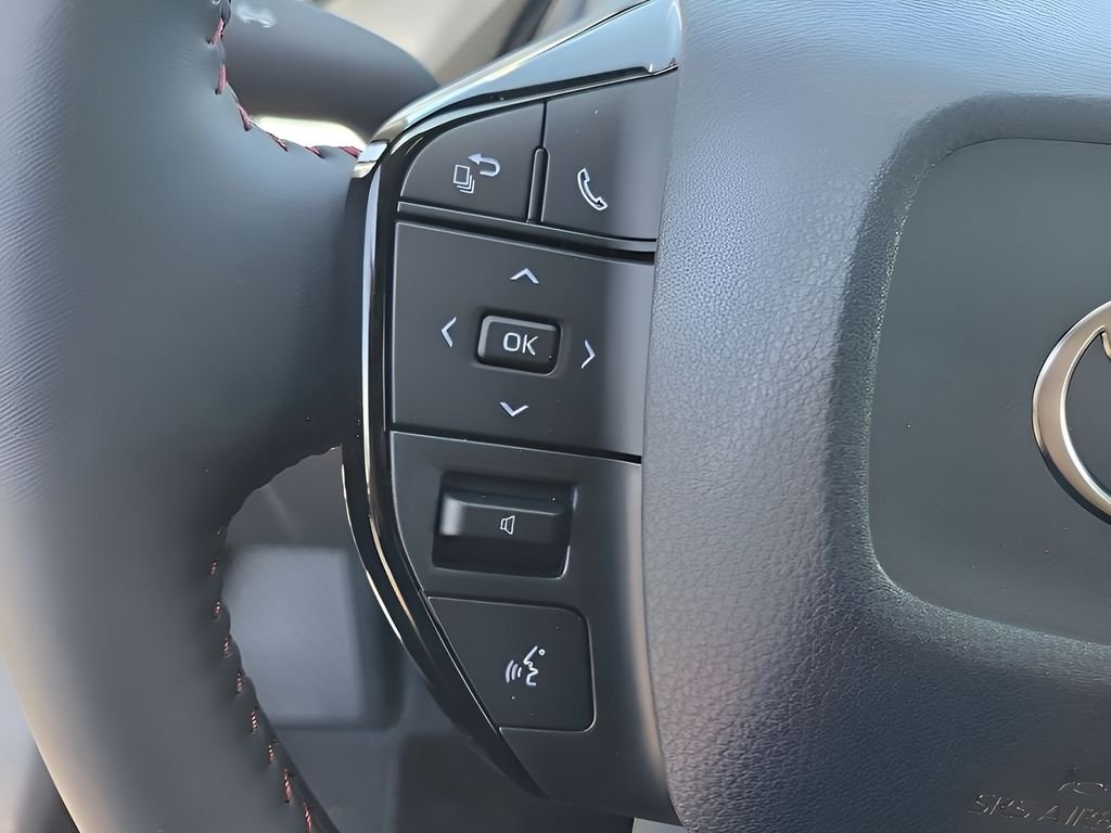 2026 Toyota Prius Plug-in Hybrid XSE - Photo 25