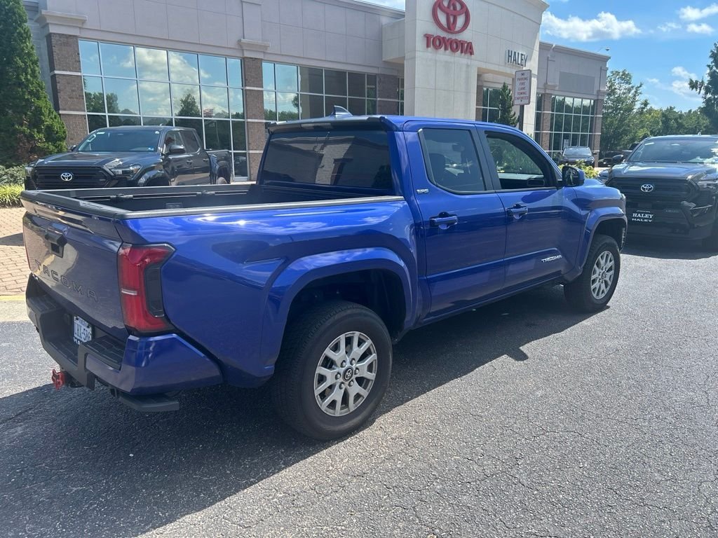 Used 2025 Blue Toyota SR5 image 5
