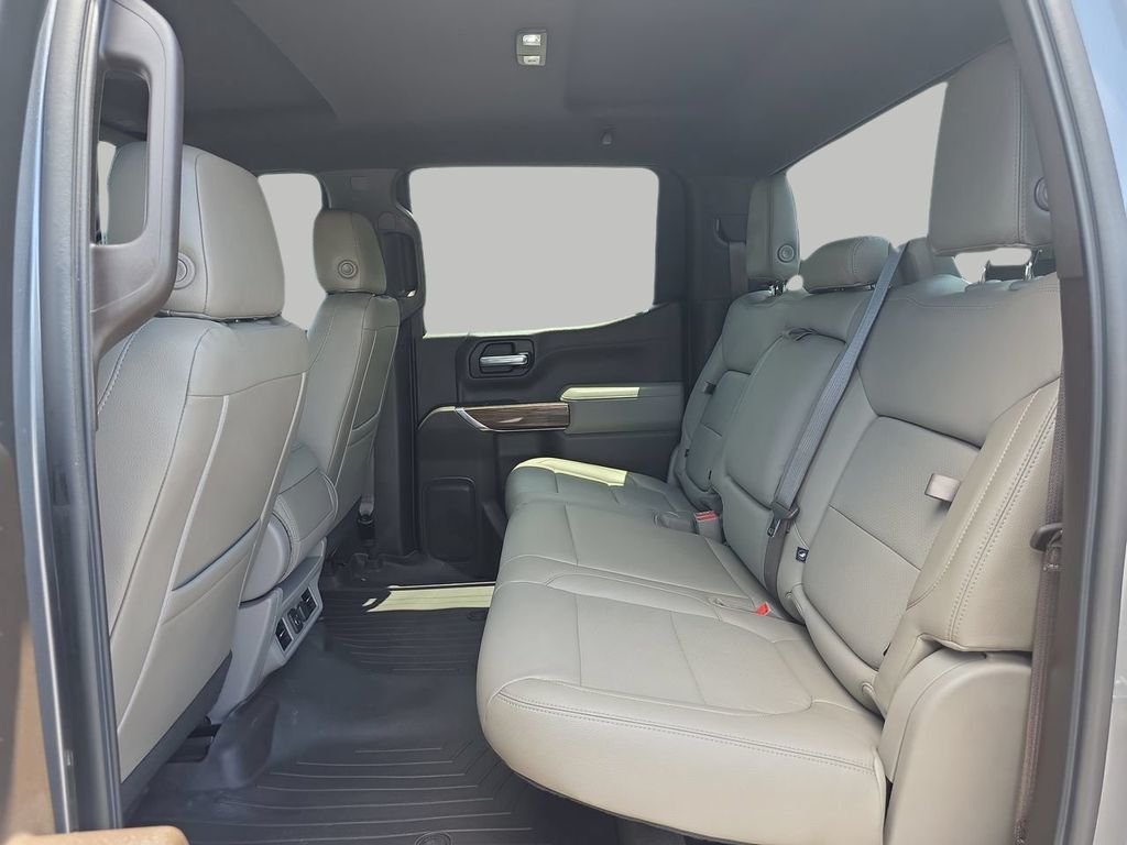 Used 2021 Gray Chevrolet RST image 16