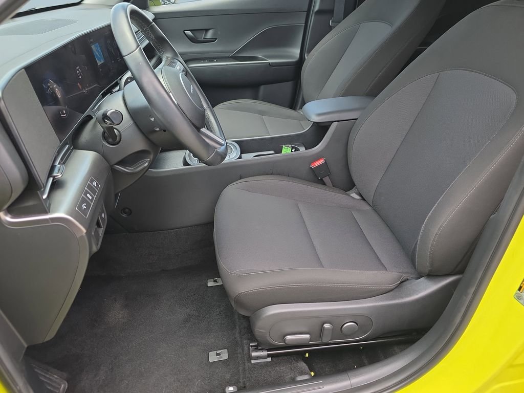Used 2025 Yellow Hyundai SEL image 9