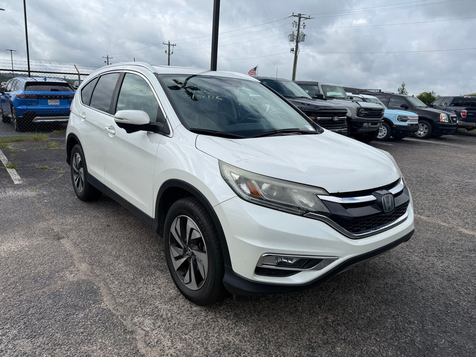 2015 Honda CR-V Touring 2WD's photo