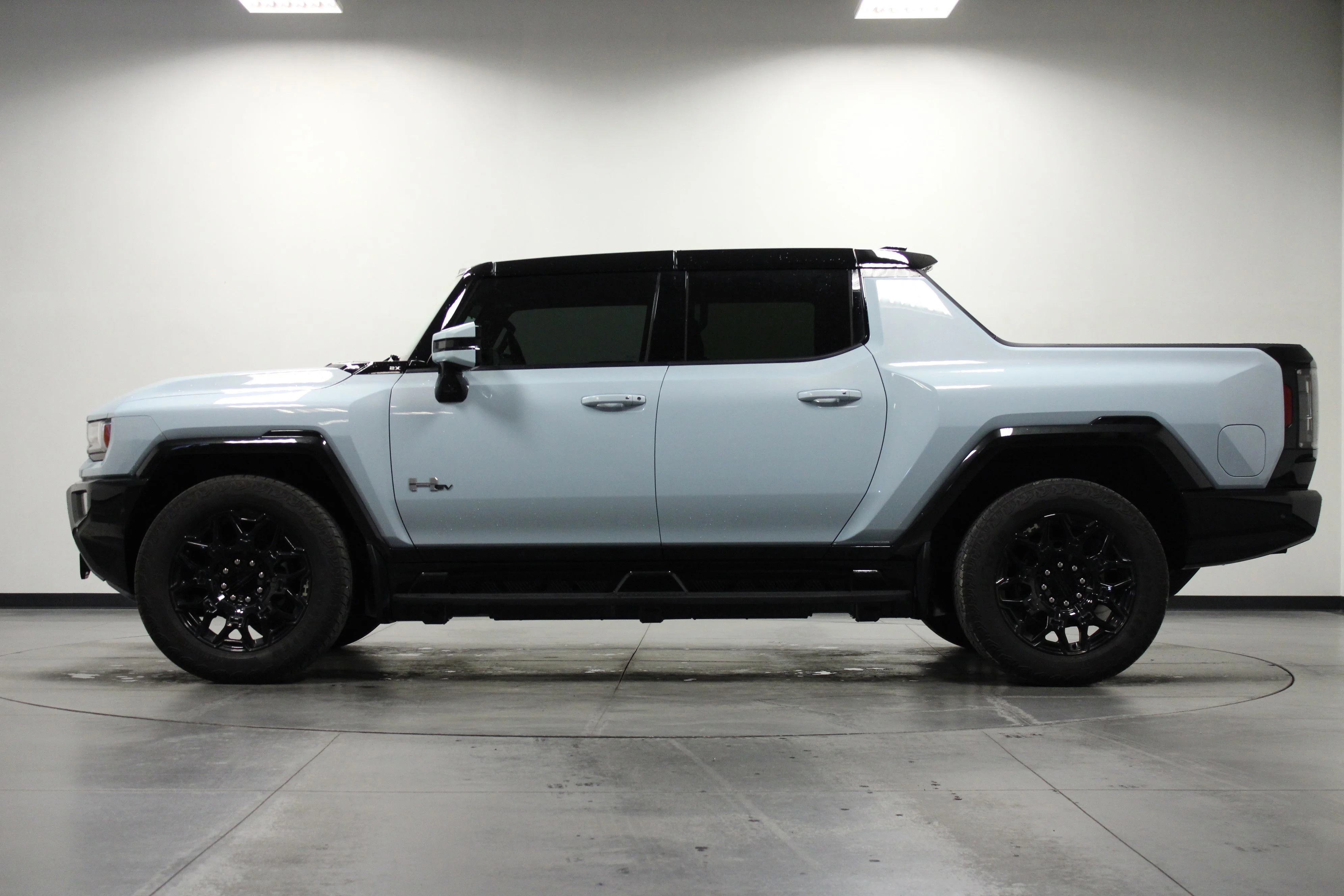 Used 2025 Tide Metallic (No Longer available to order) GMC 2X image 7