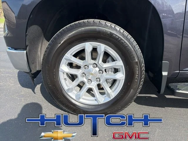 Used 2024 Dark Ash Metallic Chevrolet LT image 9