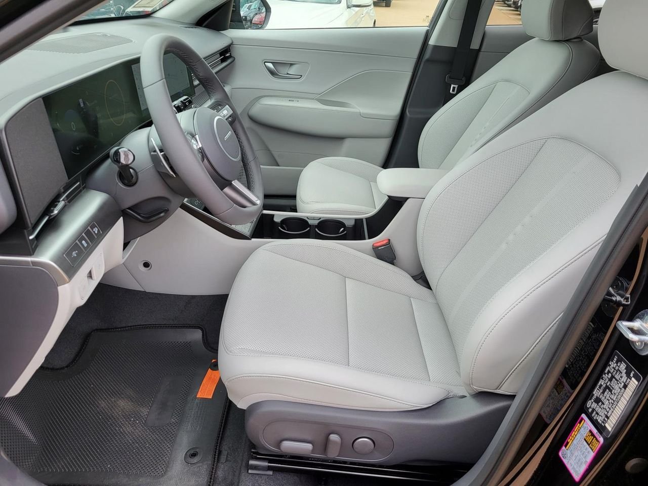 2026 Hyundai Kona Limited - Photo 18