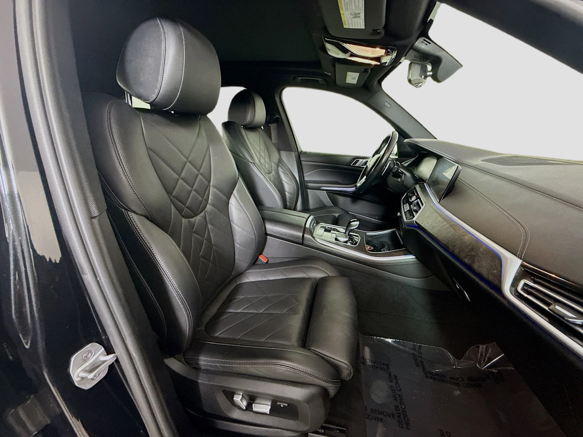 Used 2023 Black Sapphire Metallic BMW sDrive40i image 25
