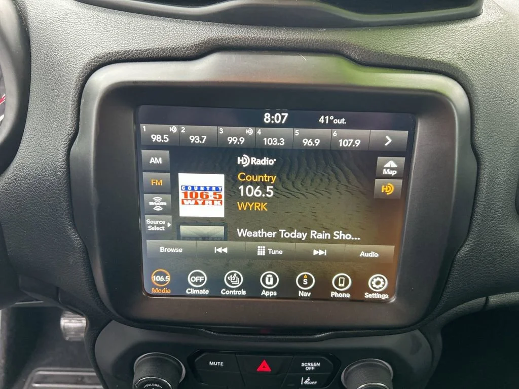 2021 Jeep Renegade Limited - Photo 18